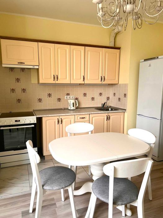 Квартира на вул. Анни Ахматової, 22, ID 361133, фото №1