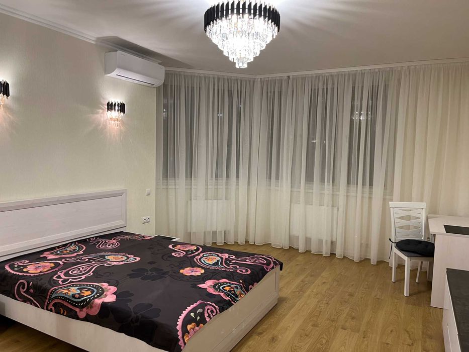 Квартира на вул. Анни Ахматової, 34, ID 364262, фото №1