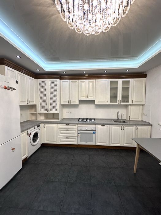 Квартира на вул. Б. Хмельницького, 1, ID 370400, фото №1