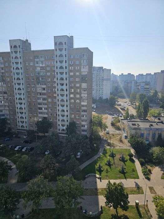 Орендувати квартиру за адресою просп. Червоной Калини, 12 на Findly.com.ua Квартира на просп. Червоной Калини, 12, ID 371667, фото №1
