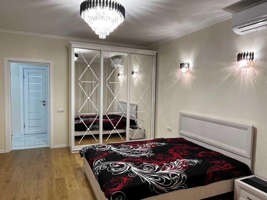 Квартира на вул. Анни Ахматової, 32/18, ID 382419, фото №1