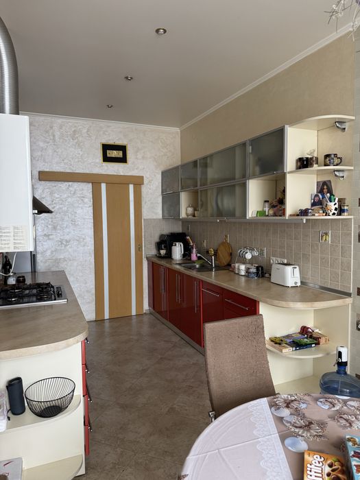 Квартира на вул. О. Хіри, 1 в Ужгороді, ID 375295, фото №2