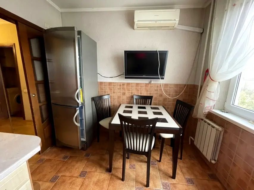Квартира на вул. Архітектора Ніколаєва, 5 в Києві, ID 385669, фото №2