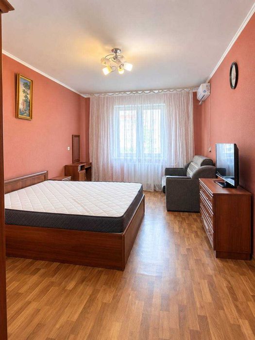 Орендувати квартиру за адресою вул. Григорія Ващенка, 3 на Findly.com.ua Квартира на вул. Григорія Ващенка, 3, ID 404884, фото №1