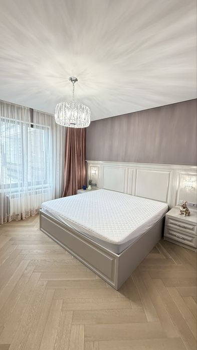 Квартира на вул. Азарова, ID 425174, фото №1