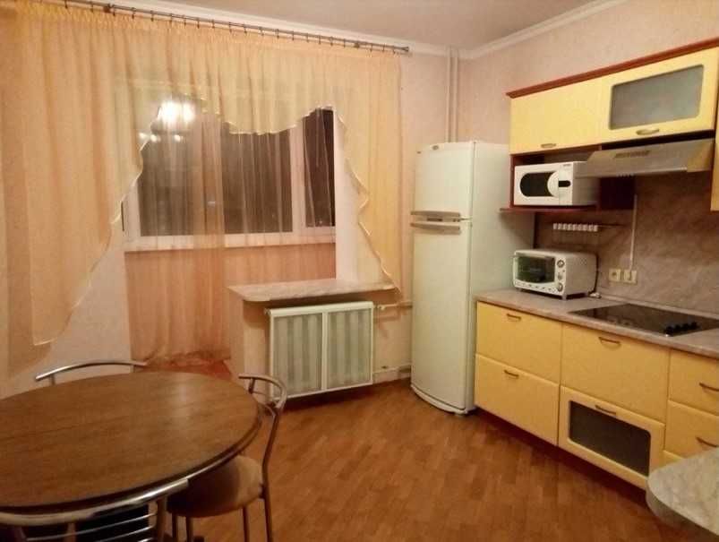Орендувати квартиру за адресою вул. Вишняківська на Findly.com.ua Квартира на вул. Вишняківська, ID 469070, фото №1