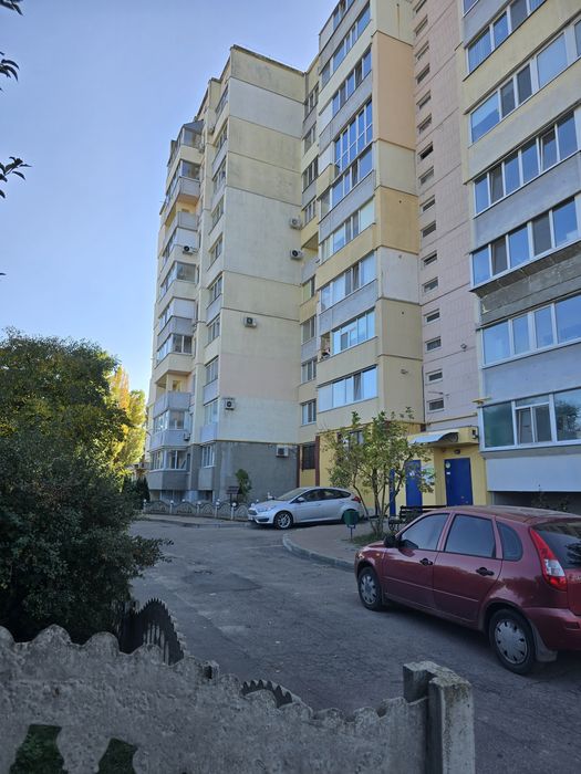 Купити квартиру за адресою Горбанівська, 1Б на Findly.com.ua Квартира на Горбанівська, 1Б, ID 481717, фото №1