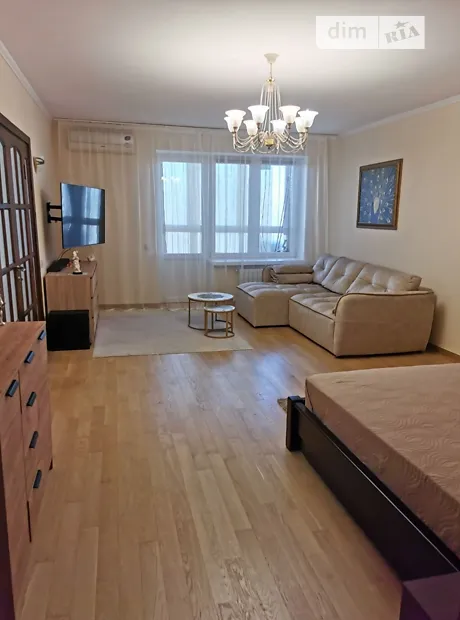 Квартира на вул. Панаса Мирного, 28А в Києві, ID 247072, фото №1