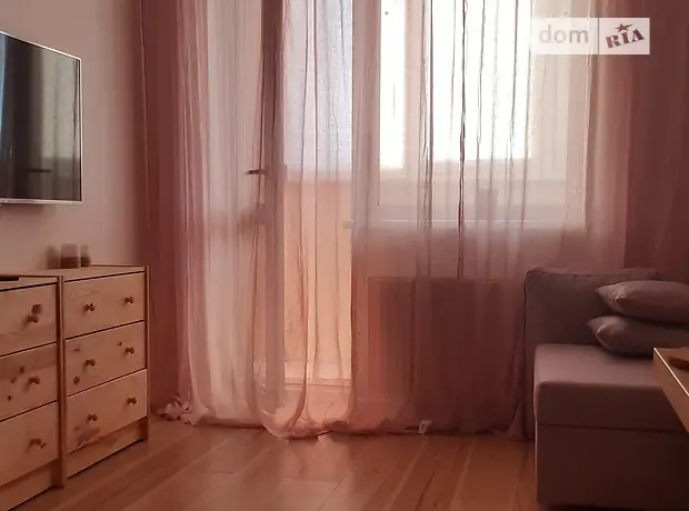 Орендувати квартиру за адресою вул. Польова, 73 в Київ на Findly.com.ua Квартира на вул. Польова, 73 в Київ, ID 189631, фото №1