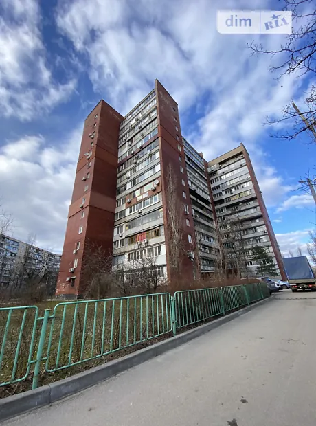 Купити квартиру за адресою вул. Дорошенка Петра гетьмана в Дніпро на Findly.com.ua Квартира на вул. Дорошенка Петра гетьмана в Дніпро, ID 299682, фото №1