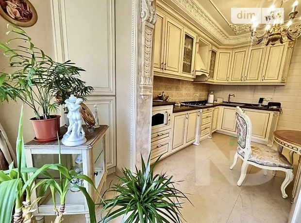 Квартира на вул. Літературна, 11 в Києві, ID 238241, фото №2