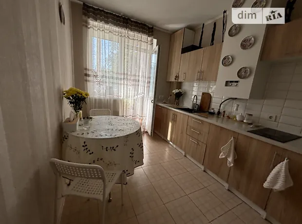 Квартира на вул. Українська, 85В в Києві, ID 302455, фото №2
