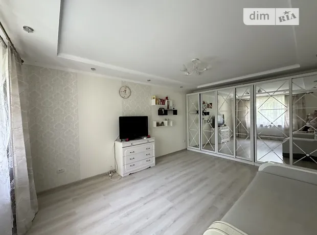 Квартира на вул. Українська в Києві, ID 246608, фото №1