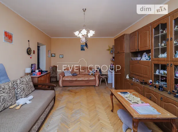 Купити квартиру за адресою вул. Василя Тютюнника, 56 в Київ на Findly.com.ua Квартира на вул. Василя Тютюнника, 56 в Київ, ID 325488, фото №1