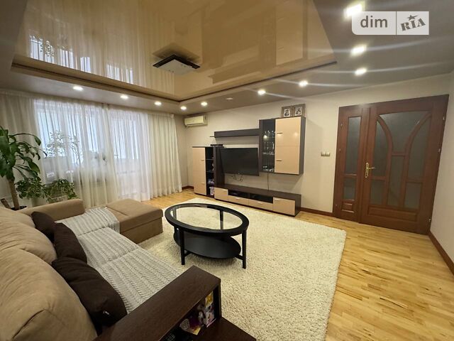 Квартира на вул. Петра Лінтура, 1 в Ужгород, ID 237339, фото №1