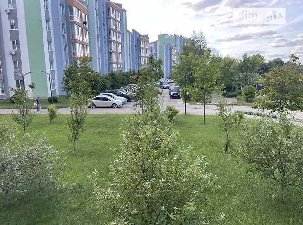 Купити квартиру за адресою вул. Дмитра Павличка, 33 в Київ на Findly.com.ua Квартира на вул. Дмитра Павличка, 33 в Київ, ID 324176, фото №1