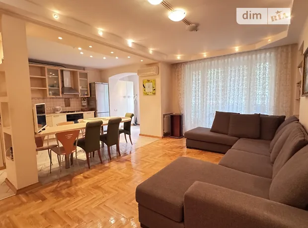 Квартира на пров. Іпсилантіївський, 5 в Києві, ID 208740, фото №2