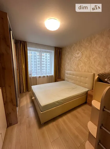 Квартира на вул. Мінеральна, 7К в Києві, ID 243553, фото №1
