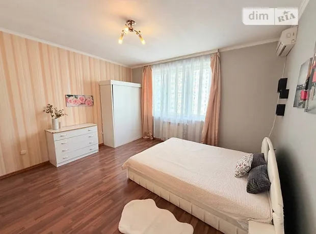 Квартира на наб. Дніпровська, 19А в Києві, ID 182631, фото №1