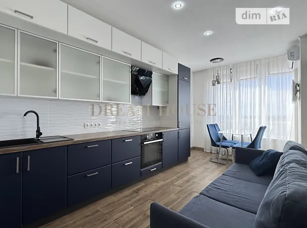Квартира на бул. Леоніда Бірюкова, 2А в Києві, ID 318475, фото №1