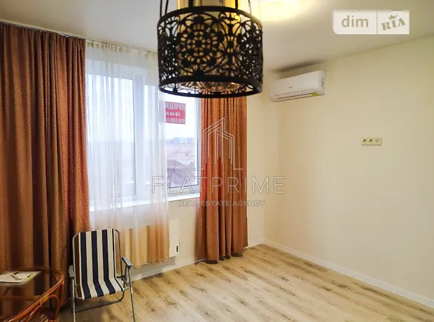 Квартира на просп. Героїв Небесної Сотні 20/10 в Києві, ID 246156, фото №2