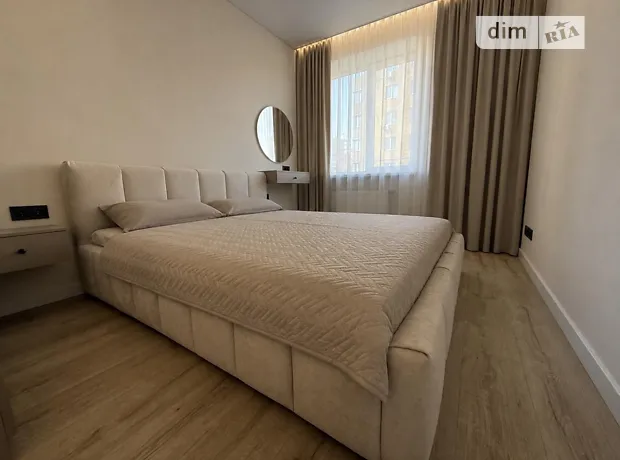 Квартира на вул. Літературна, 27 в Києві, ID 234863, фото №1