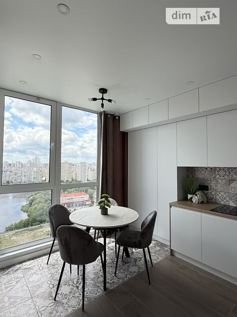 Квартира на вул. Ревуцького, 40Б, ID 205527, фото №1