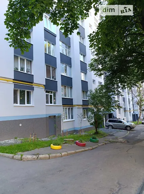 Купити квартиру за адресою вул. Зарічанська на Findly.com.ua Квартира на вул. Зарічанська, ID 258225, фото №1