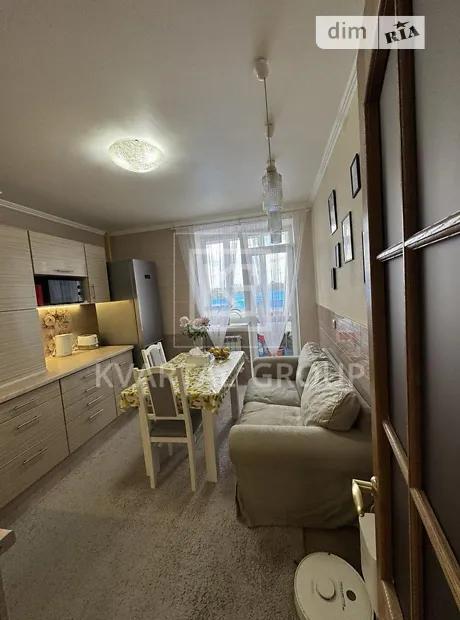 Квартира на вул. Мінеральна в Києві, ID 240495, фото №1