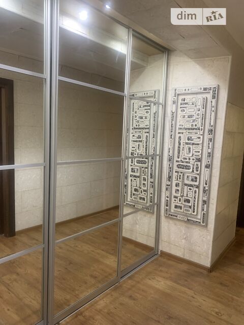 Купити квартиру за адресою вул. Олександра Кушнірука в Хмельницький на Findly.com.ua Квартира на вул. Олександра Кушнірука в Хмельницький, ID 228984, фото №1
