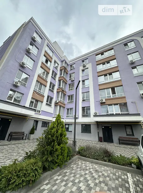 Квартира на вул. Літературна, 11 в Києві, ID 235531, фото №1