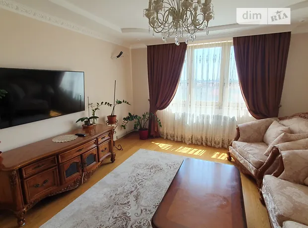 Квартира на вул. Ігоря Сікорського, 32 в Ужгород, ID 238551, фото №1