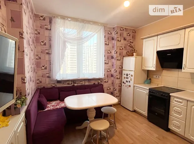 Квартира на вул. Олени Пчілки, 8 в Києві, ID 186544, фото №1