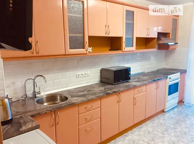 Квартира на вул. Драгоманова, 44А в Київ, ID 204886, фото №1