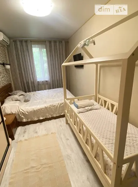 Квартира на вул. Гірничих інженерів, 5 в Кривому Розі, ID 276530, фото №13