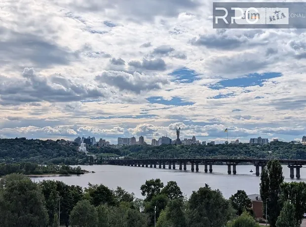 Квартира на наб. Дніпровська, 5А в Києві, ID 172334, фото №1
