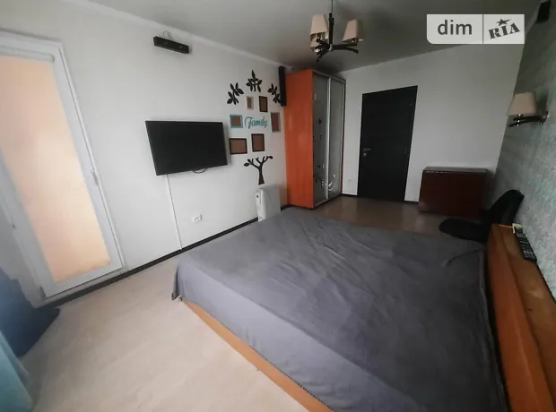 Квартира на вул. Володимира Бизова, 22 в Кривому Розі, ID 260456, фото №1