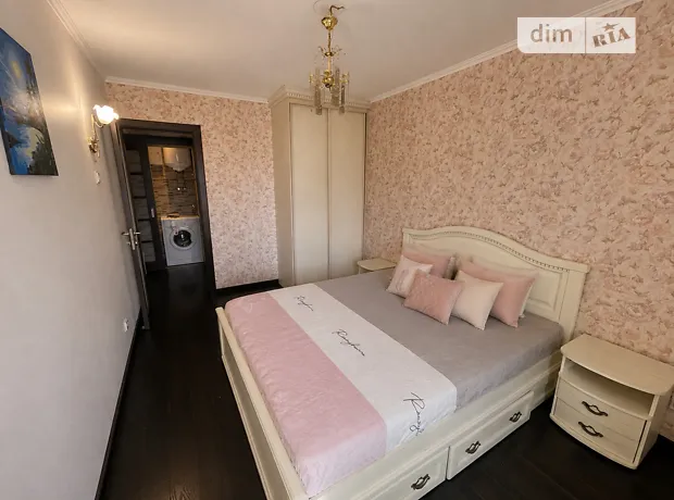 Квартира на наб. Дніпровська, 3 в Києві, ID 258665, фото №1