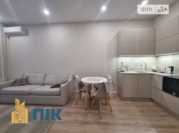 Квартира на вул. Маккейна Джона, 7 в Києві, ID 264683, фото №1