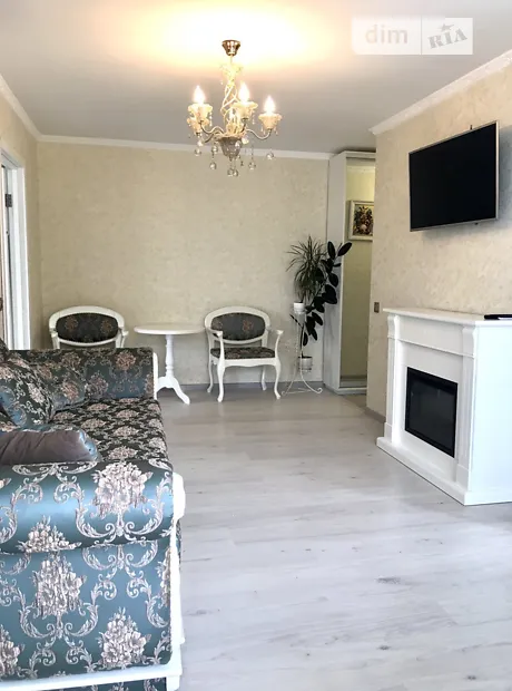 Квартира на вул. Маккейна Джона, 35 в Києві, ID 266478, фото №1