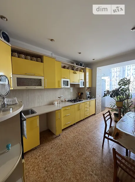 Квартира на вул. Хоткевича Гната 44Г/2 в Івано-Франківську, ID 298894, фото №2