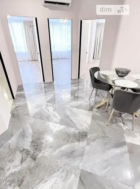 Квартира на наб. Дніпровська, 15Ж в Києві, ID 301264, фото №1