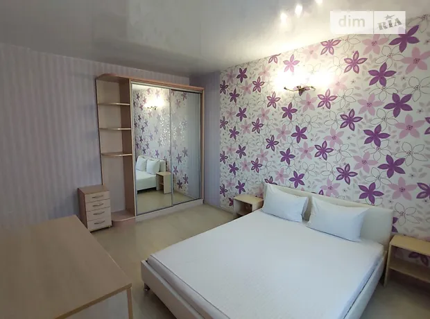 Квартира на вул. Радужний масив, 19\u002F2 в Одесі, ID 302584, фото №1