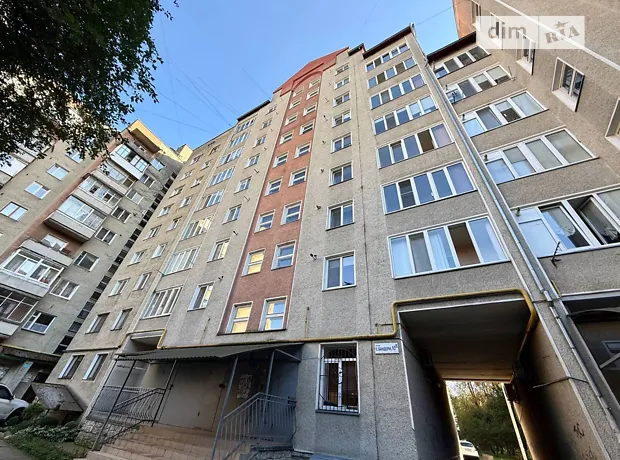 Купити квартиру за адресою вул. Бандери Степана, 10В в Івано-Франківськ на Findly.com.ua Квартира на вул. Бандери Степана, 10В в Івано-Франківськ, ID 319042, фото №1