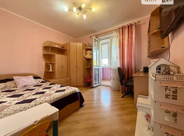 Квартира на вул. Бандери Степана, 10В в Івано-Франківську, ID 319042, фото №33