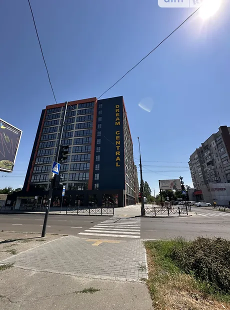 Купити квартиру за адресою просп. Центральний, 293 в Миколаїв на Findly.com.ua Квартира на просп. Центральний, 293 в Миколаїв, ID 327743, фото №1