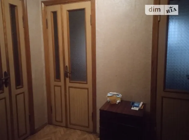 Купити квартиру за адресою вул. Осіння, 10 в Дніпро на Findly.com.ua Квартира на вул. Осіння, 10 в Дніпро, ID 328533, фото №1