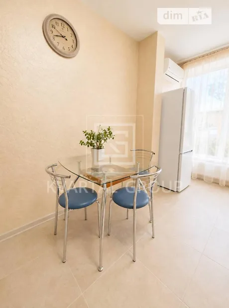 Квартира на вул. Літературна, 11 в Києві, ID 327758, фото №15