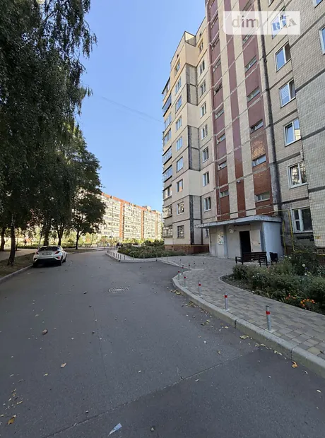 Купити квартиру за адресою вул. Чорних Запорожців, 56А в Київ на Findly.com.ua Квартира на вул. Чорних Запорожців, 56А в Київ, ID 338775, фото №1