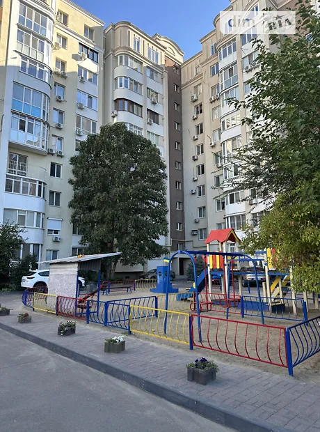 Купити квартиру за адресою вул. Ігора Бедзая на Findly.com.ua Квартира на вул. Ігора Бедзая, ID 337471, фото №1